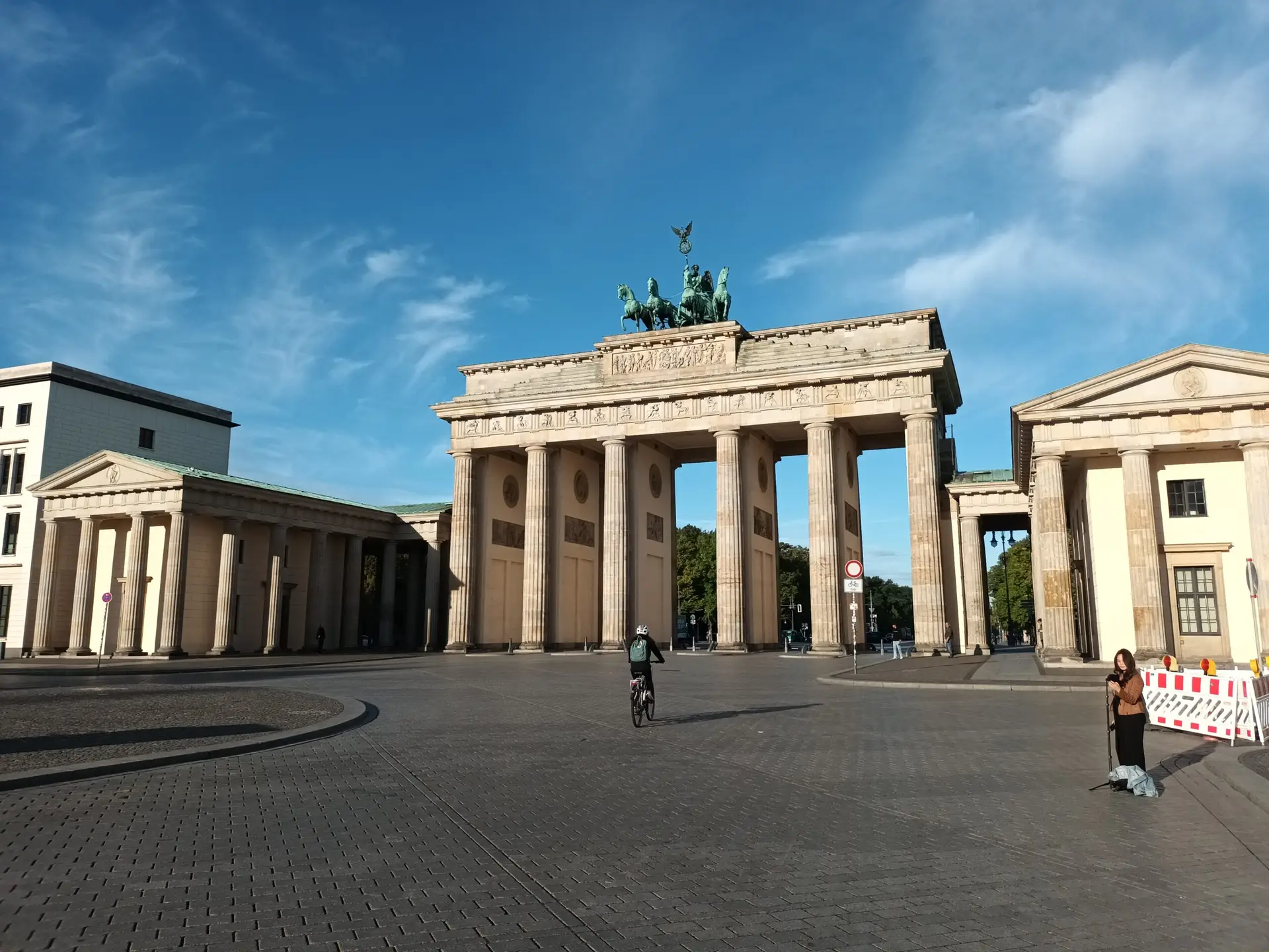 Brandenburg gate.