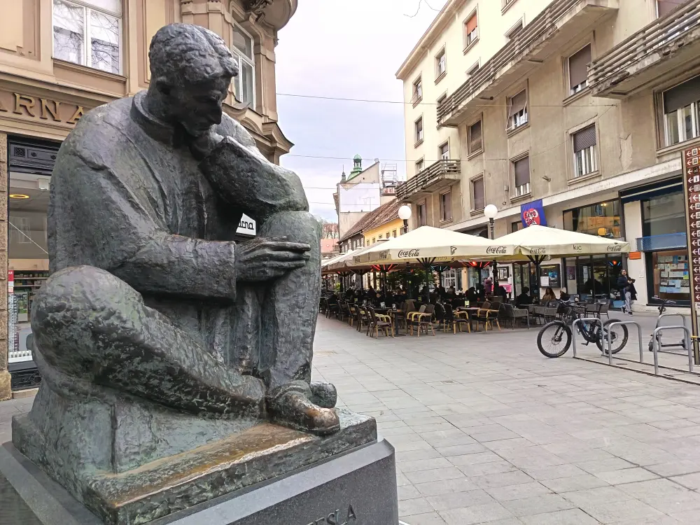 Statue in Zagreb